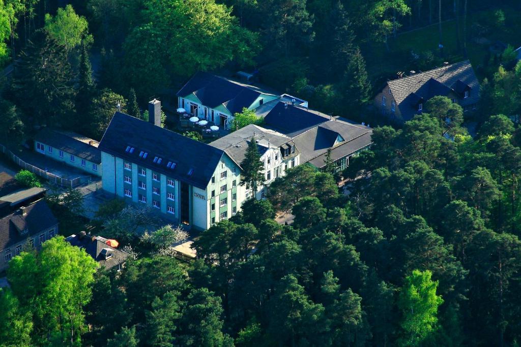 Seehotel Ecktannen Waren  Eksteriør bilde